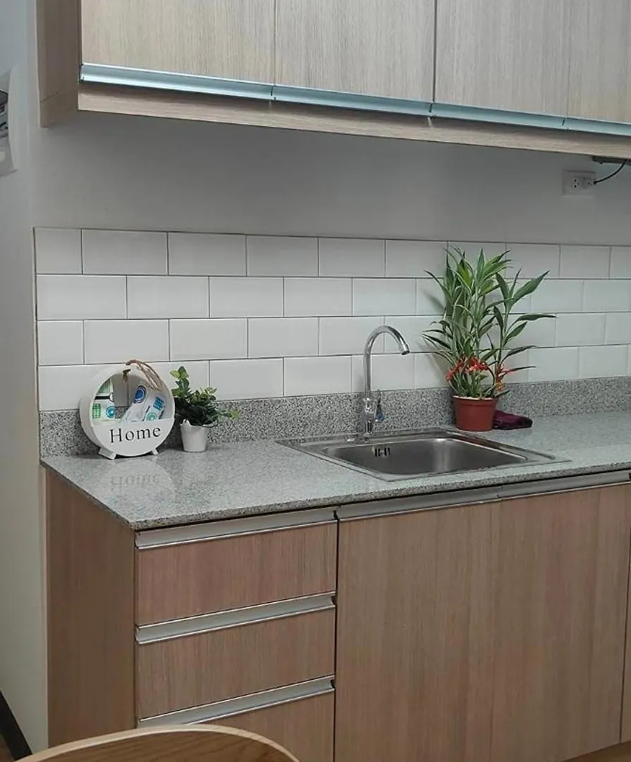 Arezzo Place Davao-Rental 0*,  Filipíny